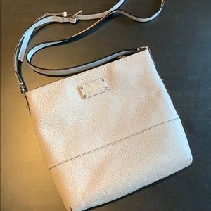 Kate Spade Bay Street Cora in white/blush color